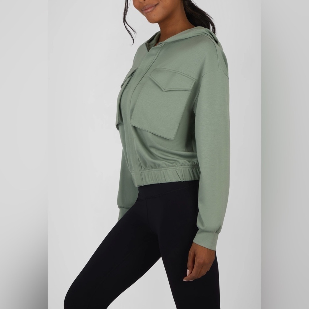 Yogalicious Scuba Autumn Hoodie Jacket Lily Pad Green Medium JY89197